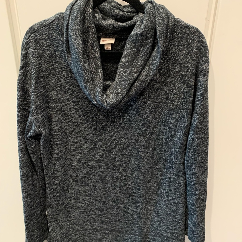 Black and gray cowl neck sweatshirt
